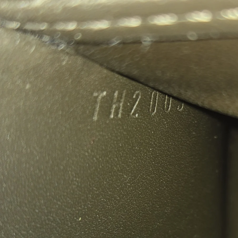 Louis Vuitton Olive Vernis Sarah Long Wallet - Picture 7 of 16